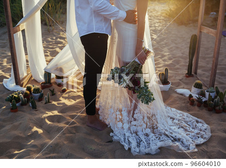 wedding ceremony on the beach 96604010
