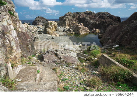 Road to Cape Kure at the southern tip of Shionomisaki Road to Cape Kure at the southern tip of Shionomisaki 96604244