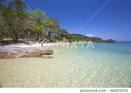 Beautiful views on the beach in Koh Ngai, Krabi Province, Thailand. 96605039