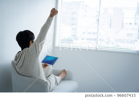 女人伸展 女人伸展 96607433