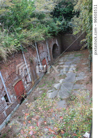 First Battery Remains (Tomogashima Island) 96608511