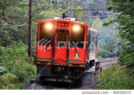 初秋的鐵道……從鬼怒川到南會津會津鐵道/快速列車 初秋的鐵道……從鬼怒川到南會津會津鐵道/快速列車 96608670
