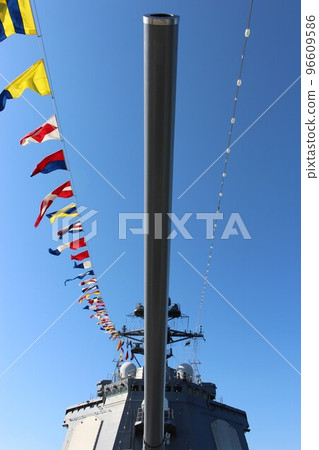 Escort ship "Atago" 65 caliber 5 inch gun Escort ship "Atago" 65 caliber 5 inch gun 96609586