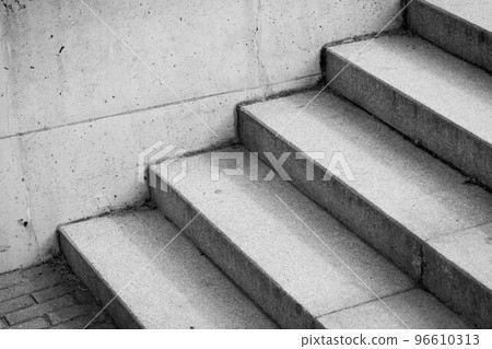 stair concrete 96610313