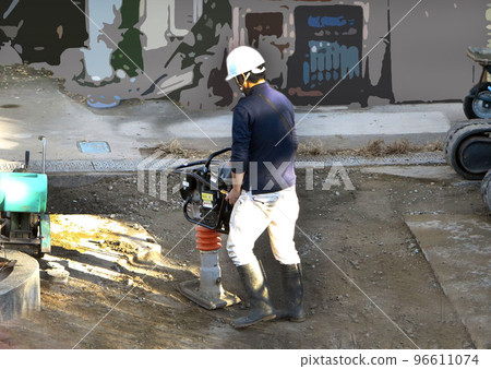 Hardening machine Rammer Compaction machine Plate compactor Hardening machine Rammer Compaction machine Plate compactor 96611074