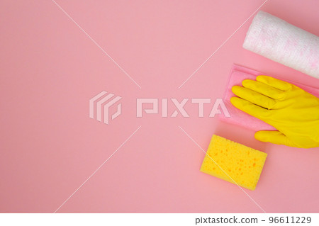 Cleaning products on pink background. Microfiber, sponges and brush. Service concept. Flat lay. Copy space. Cleaning products on pink background. Microfiber, sponges and brush. Service concept. Flat lay. Copy space. 96611229