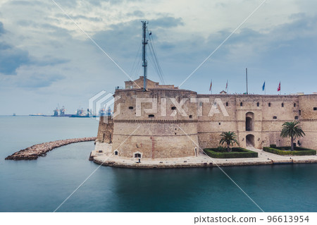 Aragonese Castle of Taranto and revolving bridge on the channel between Big and Small sea. Puglia, Italy. 96613954