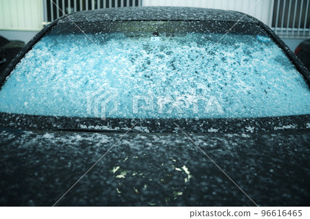 Frozen windshield 96616465