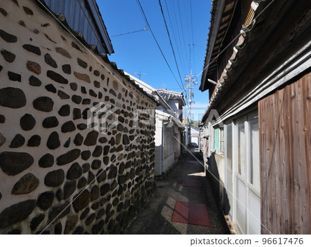 Sailing and sightseeing to Kaminoseki Town and Iwaishima 96617476