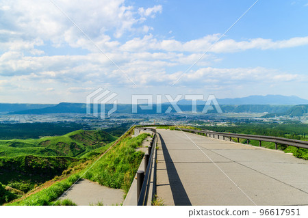Sensuikyo Road to Aso Buddhist Pagoda (Aso City, Japan) 96617951