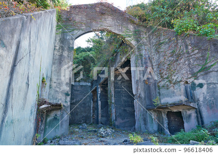 [大久野島長浦毒氣儲存場（軍事設施遺址）] 廣島縣竹原市忠海町 96618406