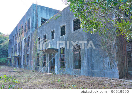 [Okunoshima Power Plant Ruins (Military Facility Ruins)] Tadanoumi-cho, Takehara City, Hiroshima Prefecture 96619990