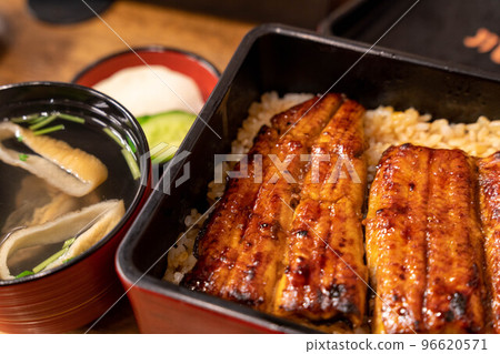 看起來好像很美味的重口味 看起來好像很美味的重口味 96620571