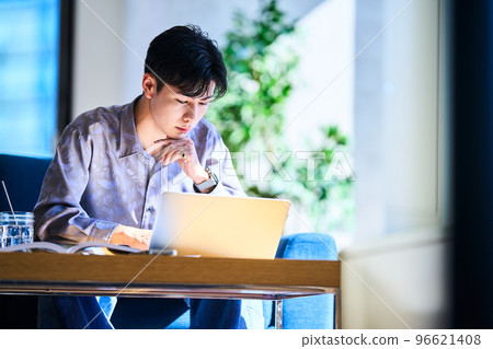 年輕的生活方式 年輕的生活方式 96621408