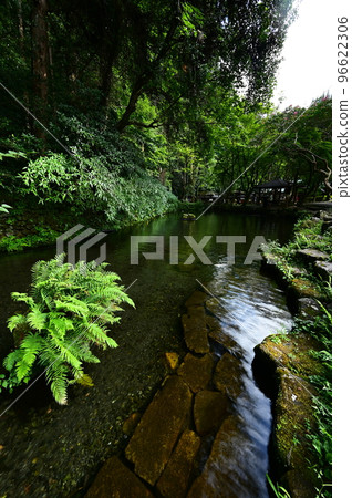 Geometric rock formation in Takachiho Gorge 96622306