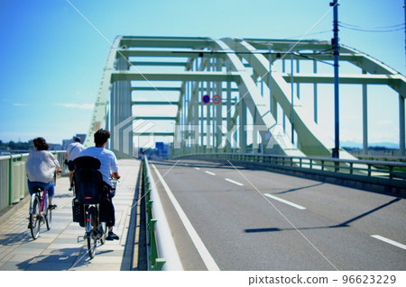 [Komae City/Kawasaki City] A large bridge on the border between prefectures 96623229