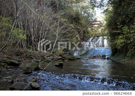 Houei Waterfall (Kimitsu City) Houei Waterfall (Kimitsu City) 96624668