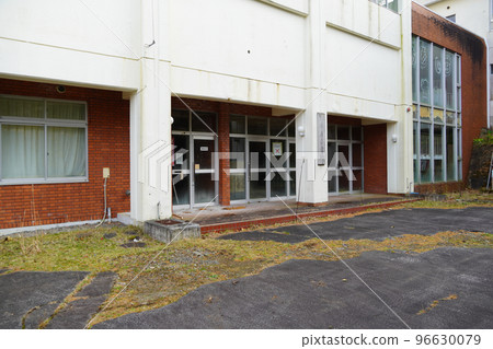 函館市立金直小學校(關閉) 函館市立金直小學校(關閉) 96630079