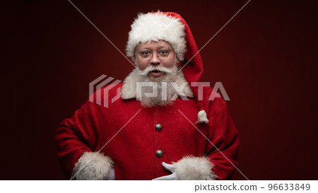 Santa Claus looking into the camera Santa Claus looking into the camera 96633849