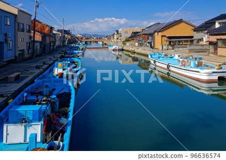 Wooden Nakashinbashi and fishing boats River Station Shinminato Wooden Nakashinbashi and fishing boats River Station Shinminato 96636574