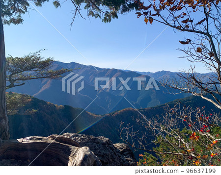 [秩父]三峰神社的奧宮_秋葉遠足和壯觀的山景 96637199