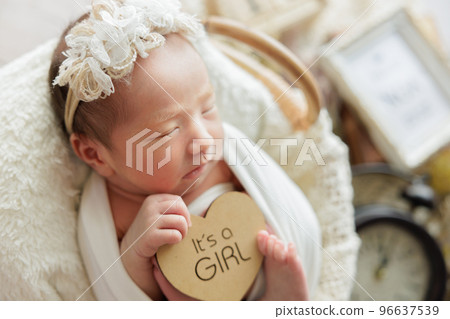 新生兒照片 新生兒照片 96637539