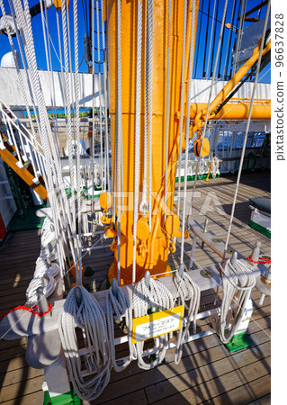 海王丸公園帆船海王丸甲板甲板 海王丸公園帆船海王丸甲板甲板 96637828