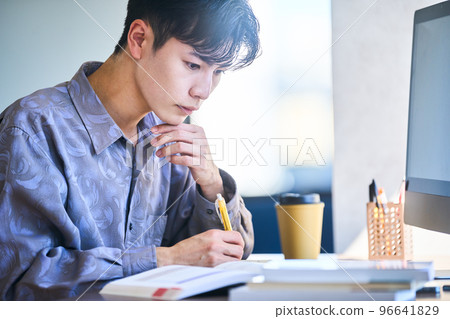 Young lifestyle 96641829