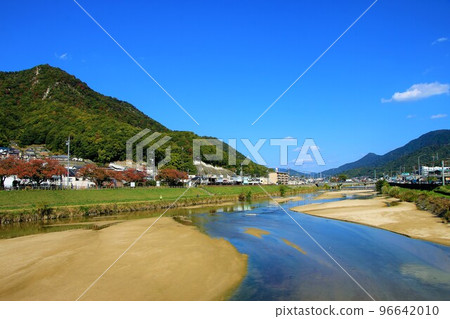 日之浦山和瀨野川（廣島縣安藝郡開田町） 96642010