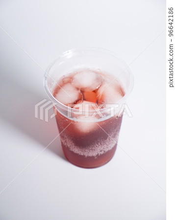 碳酸葡萄汁塑料杯 碳酸葡萄汁塑料杯 96642186