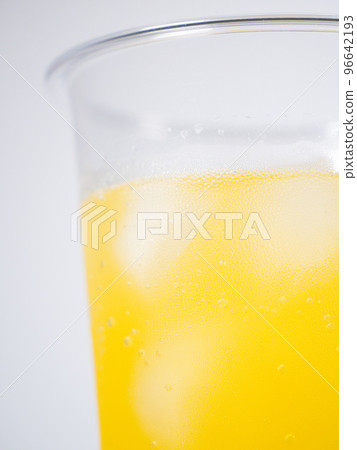 Carbonated orange juice plastic cup Carbonated orange juice plastic cup 96642193