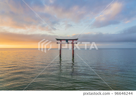 Shirahige Shrine, Lake Biwa, Asahi, Lake Otorii Shirahige Shrine, Lake Biwa, Asahi, Lake Otorii 96646244
