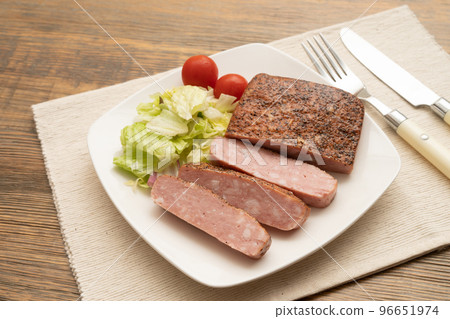 肉塊 96651974
