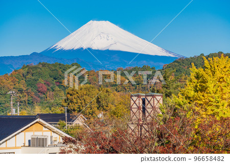 (Shizuoka Prefecture) Mt.Fuji autumn beyond the W World Heritage Nirayama Reverberatory Furnace (Shizuoka Prefecture) Mt.Fuji autumn beyond the W World Heritage Nirayama Reverberatory Furnace 96658482