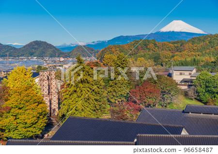 (Shizuoka Prefecture) Mt.Fuji autumn beyond the W World Heritage Nirayama Reverberatory Furnace (Shizuoka Prefecture) Mt.Fuji autumn beyond the W World Heritage Nirayama Reverberatory Furnace 96658487