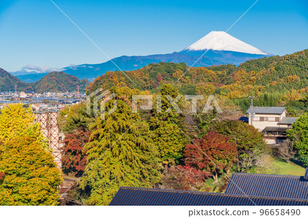 (Shizuoka Prefecture) Mt.Fuji autumn beyond the W World Heritage Nirayama Reverberatory Furnace (Shizuoka Prefecture) Mt.Fuji autumn beyond the W World Heritage Nirayama Reverberatory Furnace 96658490