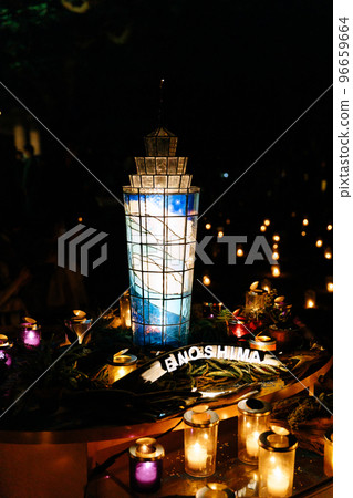 江之島燈和蠟燭 96659664