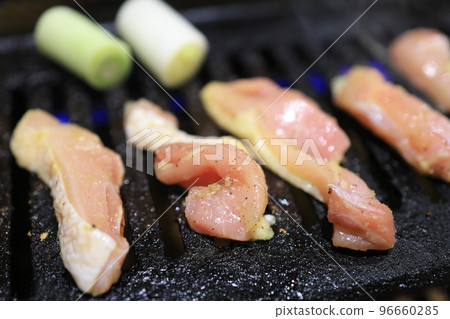 Yakiniku (chicken thigh) 96660285