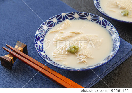 Kyoto Cuisine: Pumped Yuba 96661153