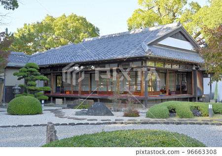 The Shoin side of the Former Konoe House in Nishio City Historical Park The Shoin side of the Former Konoe House in Nishio City Historical Park 96663308