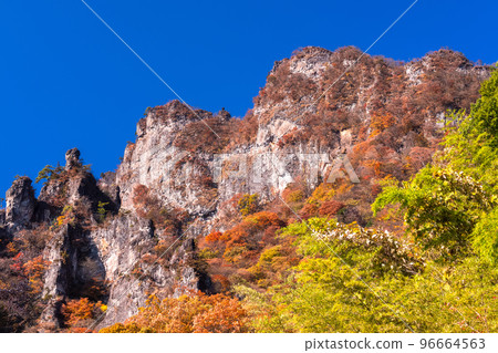 《Gunma Prefecture》Autumn Mt. Myogi・Autumn leaves season 96664563