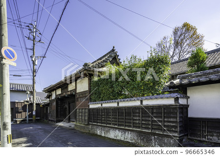 大分縣臼杵市臼杵二王座古道舊後藤家長屋門 大分縣臼杵市臼杵二王座古道舊後藤家長屋門 96665346