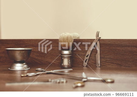 Shaving accessories and tools of barber shop 96669111