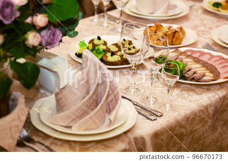 good served table in a restaurant 96670173