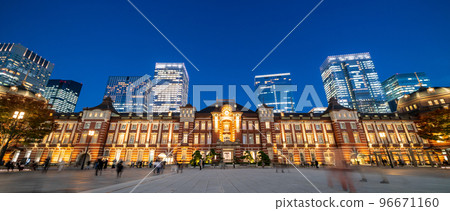 Urban scenery "Tokyo" in front of Tokyo Station, Marunouchi 96671160