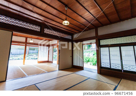 日本的房子 96671456