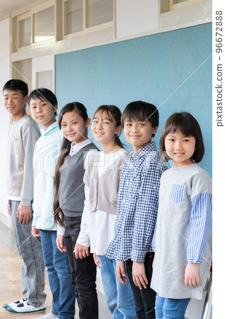 小學學生形象 96672888