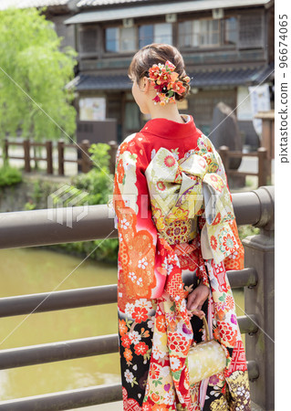 A woman in kimono shape 96674065