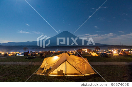 "Shizuoka Prefecture" Auto campsite with Mt. Fuji view / night view 96674098