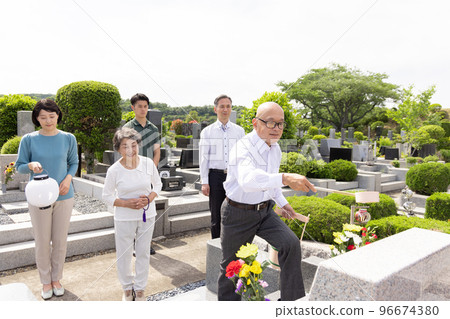 取盤、送盤、掃墓 96674380